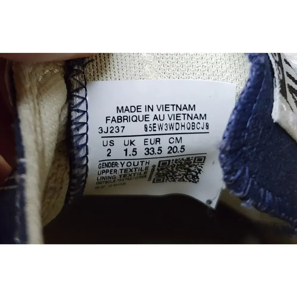 Converse Chuck Taylor All Star Shoes Youth Size 2 Blue Canvas Low Top Classic